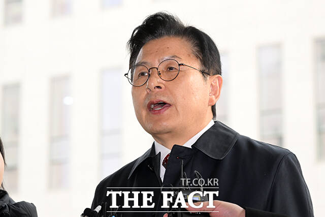 김정재 국민의힘 의원이 20일 오후 서울 양천구 서울남부지방법원에서 열린 ‘국회 패스트트랙(신속처리안건) 충돌 사건’ 1심 선고 공판에 출석하고 있다. /서예원 기자