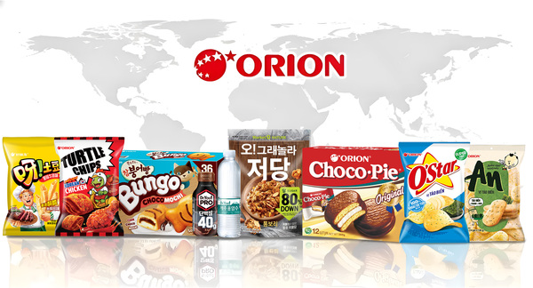 오리온은 올해 3분기 누계 매출액이 2조4079억원으로 최고 실적을 쓰면서도 영업이익률이 두 자릿수를 기록했다. 이에 오리온의 외형과 내실 둘 다 다지는 비법에 관심이 쏠린다. /오리온