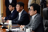  범정부 AI 서비스 기념행사 참석한 이준희 삼성SDS 대표이사와 정수환 네이버 클라우드 부사장 [포토]