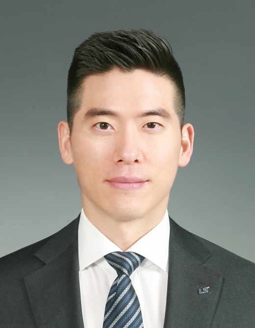 LS그룹은 25일 이사회를 열고 내년도 불확실한 경영 환경에 대응하기 위한 2026년도 임원 인사를 단행했다고 밝혔다. 구동휘 LS MnM 대표이사 사장. /LS그룹