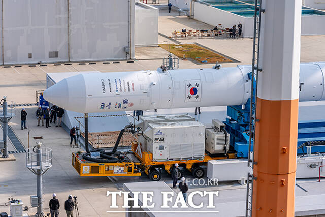 4차 발사 앞두고 발사 준비하는 누리호. /한국항공우주연구원