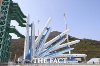  우주 향해 기립한 누리호…'4차 발사 D-2' [TF포착]