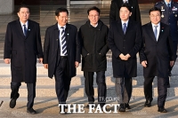  대통령 마중 나온 김병기-정청래-김민석-강훈식-윤호중 [포토]