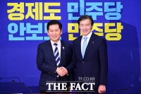  정청래 더불어민주당 예방한 조국 혁신당 대표 [TF사진관]