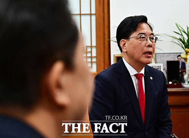 모두발언 하는 송언석 국민의힘 원내대표.