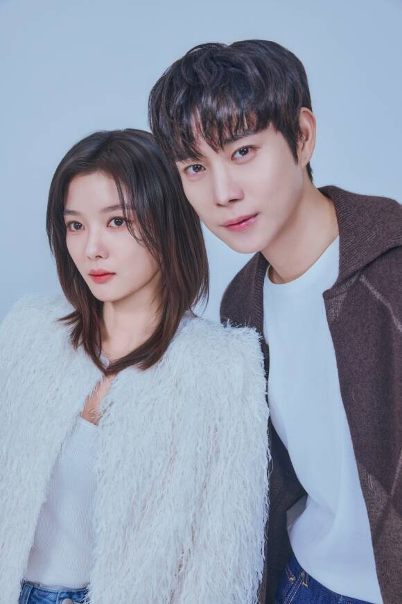 배우 김영대가 김유정의 오랜 팬이었다고 밝히며 티빙 오리지널 시리즈 친애하는 X를 통해 함께 호흡할 수 있어 행복했다고 소감을 전했다. /티빙