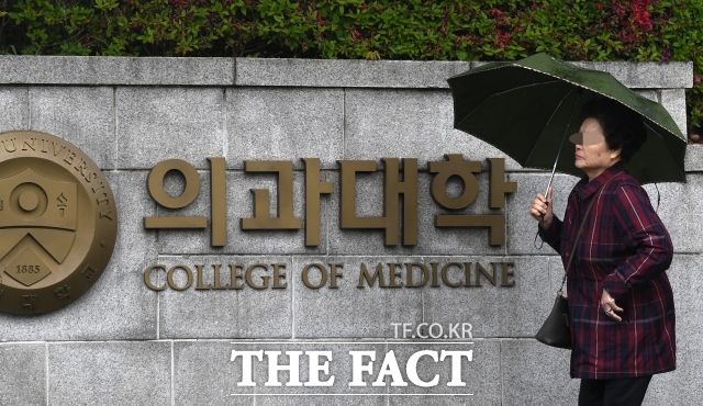 의사·환자단체는 27일 의과대학 2000명 증원 관련 감사원 감사 결과에 대해 정부에 책임 있는 후속 조치를 요구하고 나섰다. / 서예원 기자