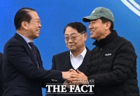  권영세와 손 잡은 오세훈 [포토]