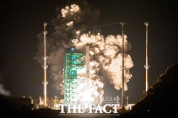  누리호, 또 한 번의 상승 '우주로 쏘아올린 한국의 기술' [TF사진관]