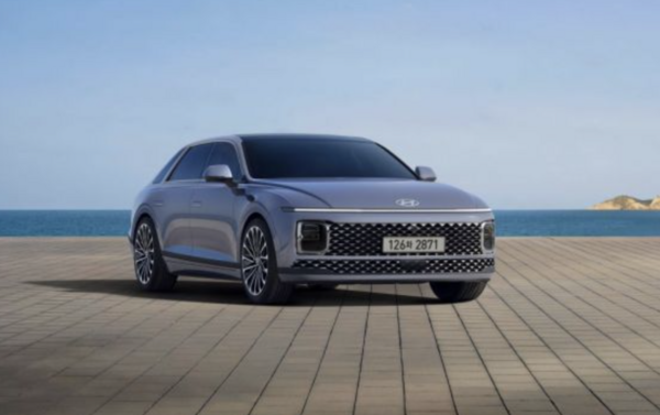 현대차가 올해 11월 국내외 시장에서 34만9507대의 차를 판매한 가운데 국내에서 그랜저를 총 6499대 판매했다. 사진은 2026 그랜저 외장. /현대자동차