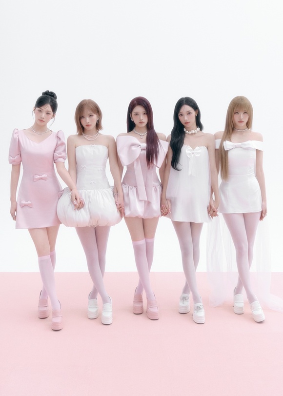 리센느는 화려하진 않지만 담백하게 본인들만의 이야기를 쌓아올리고 자극적인 요소 대신 진심어린 마음을 채워넣는다. 청량과는 또 다른 결의 맑은 에너지는 거부감 없이 잔잔하게 스며든다. /더뮤즈엔터