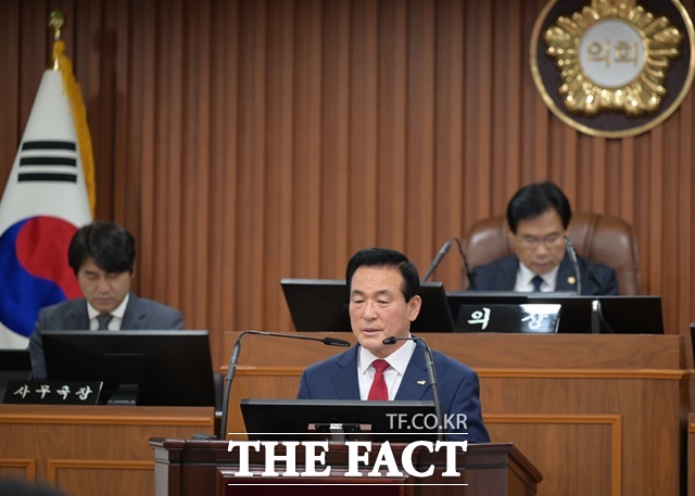 시정연설하는 백성현 논산시장. /논산시