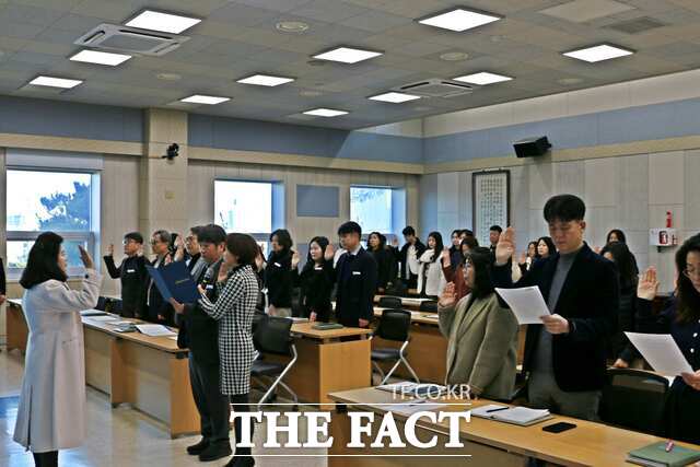 당진교육지원청은 1일 전 직원이 참석한 가운데 2025년 갑질 및 직장 내 괴롭힘 근절 결의대회를 개최했다. /당진교육지원청