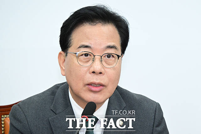 발언하는 송언석 원내대표.