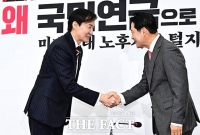  장동혁 만난 조국 