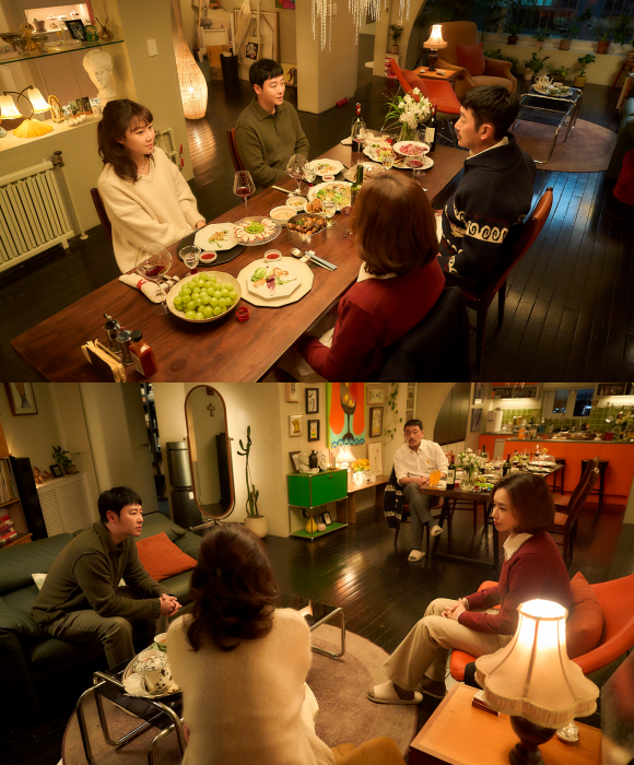 김동욱은 감독 하정우에 관해 매 순간 새로웠다. 개인적으로는 온전히 연출에만 올인하는 작품으로 다시 만나고 싶은 마음이라고 말했다. /㈜바이포엠스튜디오