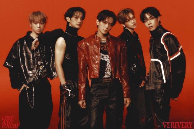 그룹 베리베리의 연호 용승 강민 계현 동헌(왼쪽부터)은 11월 27일 서울 강남구의 한 카페에서 <더팩트>와 만나 새 싱글 Lost and Found에 관한 다양한 이야기를 전했다./젤리피쉬