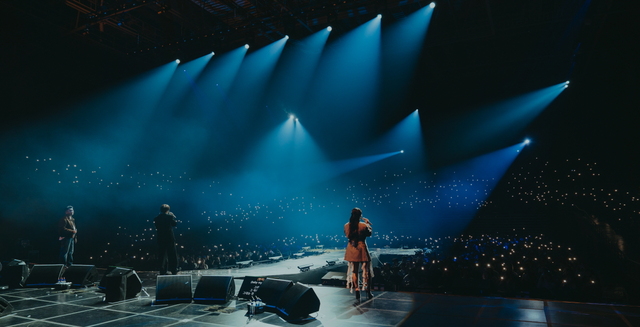 그룹 어반자카파가 11월 29일과 30일 서울 올림픽공원 올림픽홀에서 전국투어 콘서트 겨울을 개최했다./앤드류 컴퍼니