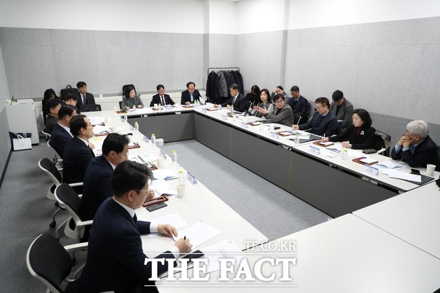 한국농어촌공사가 지난달 28일 서울에서 제1회 KRC-AI 전략위원회를 개최하고 있다. /한국농어촌공사