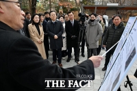  '선도지구 도시계획심의 통과' 평촌 신도시, 현장 방문한 김윤덕 장관 [TF사진관]