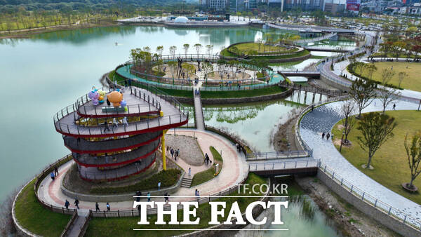 대전 갑천생태호수공원 전경. /대전도시공사