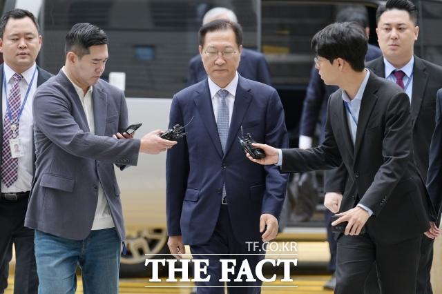 특검팀은 박 전 장관이 김 여사에게서 사실상 수사 청탁을 받고 법무부 검찰과장에게 명품백 수사 상황 등 내용을 보고받았다고 보고 청탁금지법 혐의 피의자로 입건했다. /장윤석 기자