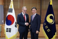  이억원 금융위원장, 아마존 수석부회장 면담…'금융 AI' 논의