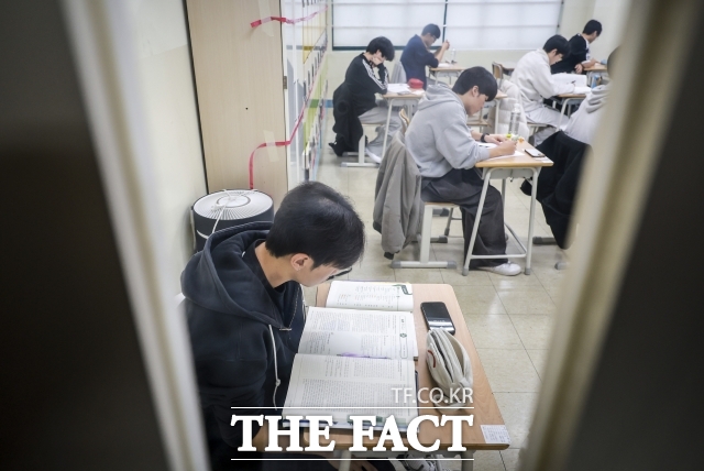 사진은 서울의 한 고등학교. /더팩트 DB