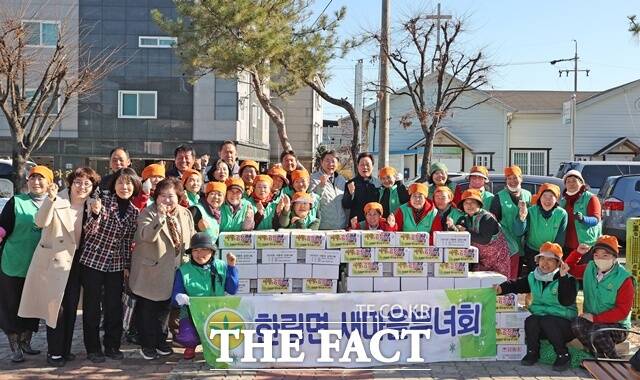 박완수 도지사가 9일 김해시를 방문해 동절기 취약계층 지원 현황을 확인했다. /경남도