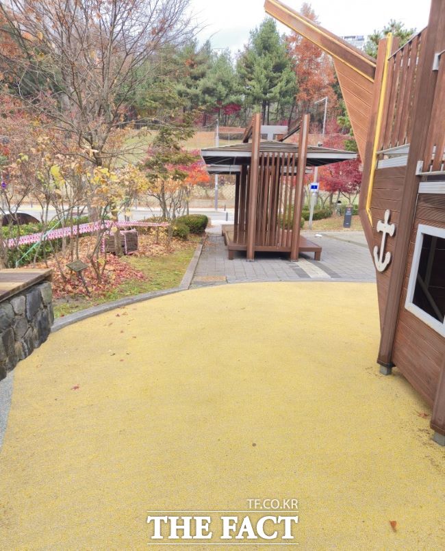 고압세척 정비한 용인시 보물선어린이공원 /용인시