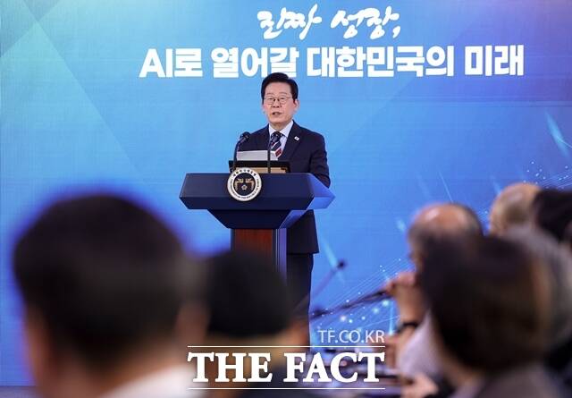 지난 9월 8일 서울 중구 서울스퀘어에서 열린 국가인공지능(전략위원회 출범식에서 이재명 대통령이 발언하고 있다. /뉴시스