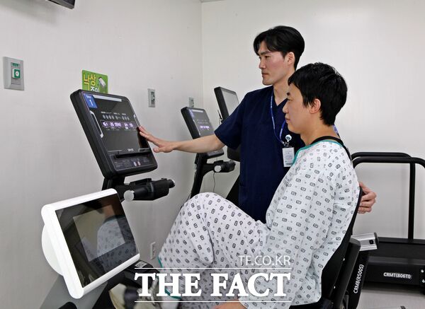 대전성모병원이 심장·호흡질환 환자들의 빠른 회복과 건강한 일상 복귀를 위해 10일 심장·호흡재활센터를 개소했다. /대전성모병원