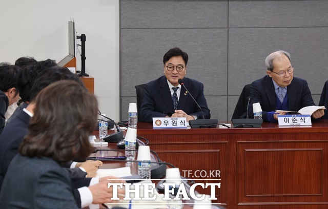 우원식 국회의장이 10일 오후 국회의원회관에서 열린 '국군의 날, 언제로 할 것인가' 토론회에 참석해 발언하고 있다. /국회의장실 제공