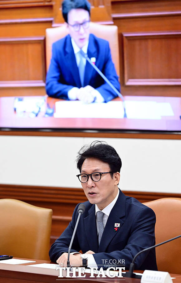 김민석 국무총리가 10일 오전 서울 종로구 정부서울청사에서 열린 국가정책조정회의에 참석해 모두발언을 하고 있다. /임영무 기자