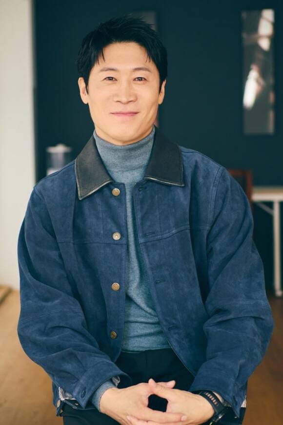 배우 진선규가 <더팩트>와 만나 오는 16일 종영하는 지니TV 오리지널 시리즈 'UDT: 우리 동네 특공대' 관련 인터뷰를 진행했다. /쿠팡플레이