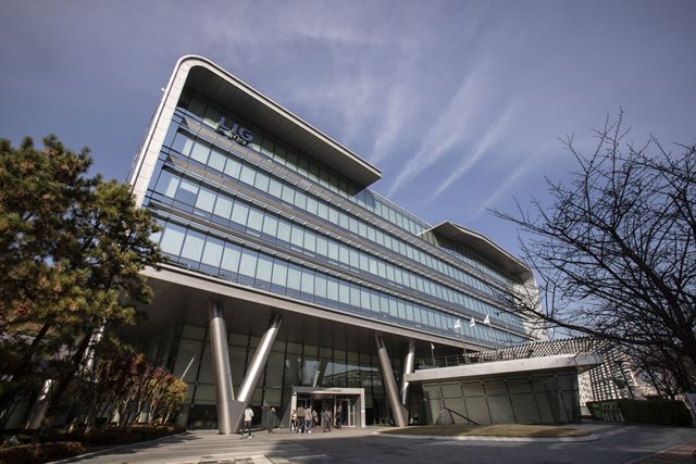 LIG넥스원이 국방과학연구소와 약 2166억원 규모 M-SAM Block-III 체계개발 시제 계약을 체결했다. LIG넥스원 판교하우스. /LIG넥스원