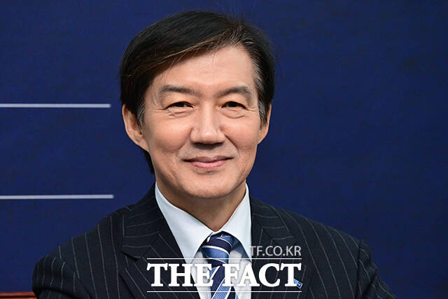 김건희 특검이 통일교 측으로부터 민주당 전·현직 의원들에게 금품을 제공했다는 진술을 확보한 사실이 알려지면서 정치권에서는 파장이 커지고 있다. 사진은 조국 조국혁신당 대표. /남윤호 기자