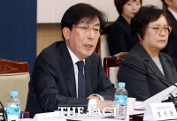  제1차 의료혁신위원회 주재하는 정기현 위원장 [포토]