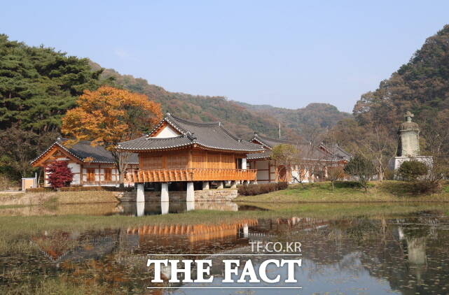 국내 최초의 면암 최익현 전문 역사문화공간인 면암최익현기념관이 12일 준공식을 갖고 문을 열었다. /청양군
