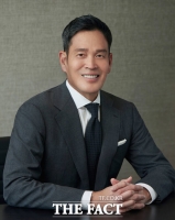  정용진 신세계그룹 회장, 미국 부통령 주최 '성탄절 만찬' 참석