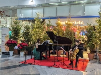  GS리테일, 신분당선과 지역 소외계층에 방한용품 전달