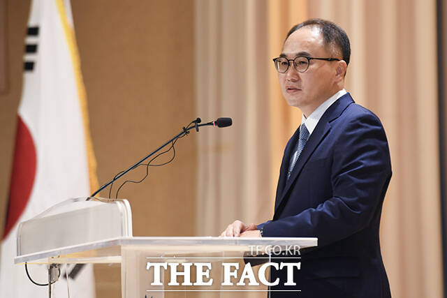 이원석 검찰총장이 13일 오전 서울 서초동 대검찰청에서 열린 '제45대 검찰총장 퇴임식'에서 퇴임사를 하고 있다./장윤석 기자