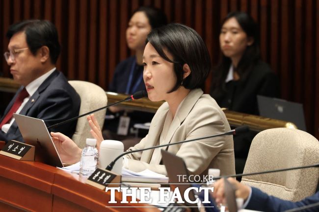 이소영 의원이 국회 예결위에서 발언하고 있다. /이소영 의원실