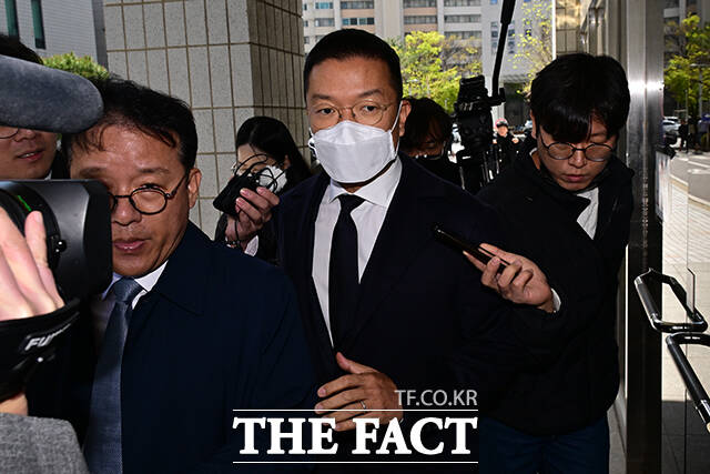 검찰은 16일 서울남부지법 형사합의13부(김상연 부장판사) 심리로 열린 구 대표와 윤 대표의 자본시장과금융투자업에관한법률 위반 혐의 결심공판에서 징역형을 선고해달라고 재판부에 요청했다. /장윤석 기자