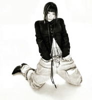  재키와이, 데이트 폭력 피해 주장…소속사 '법적 대응'