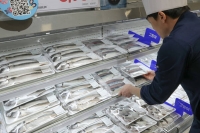  이마트, 수입산 고등어 산지 다변화로 물가 안정 나서