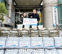  대전영화신협, 월평1동 행정복지센터에 백미 100포 기탁