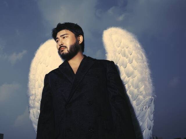 카더가든이 16일 EP 'Blue Heart'를 발매하고 음악과 공연 전시를 아우르는 전방위적인 프로젝트를 시작했다./CAM