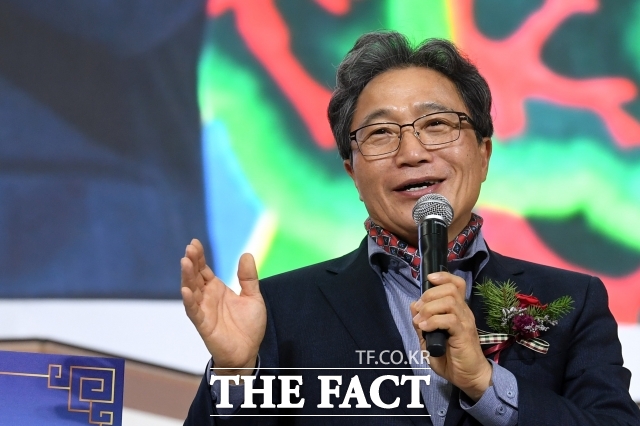 이 사장은 페이스북에 