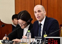  로저스 쿠팡 대표 '이번 정보유출은 美 증권거래위원회 의무 보고사항 아냐'